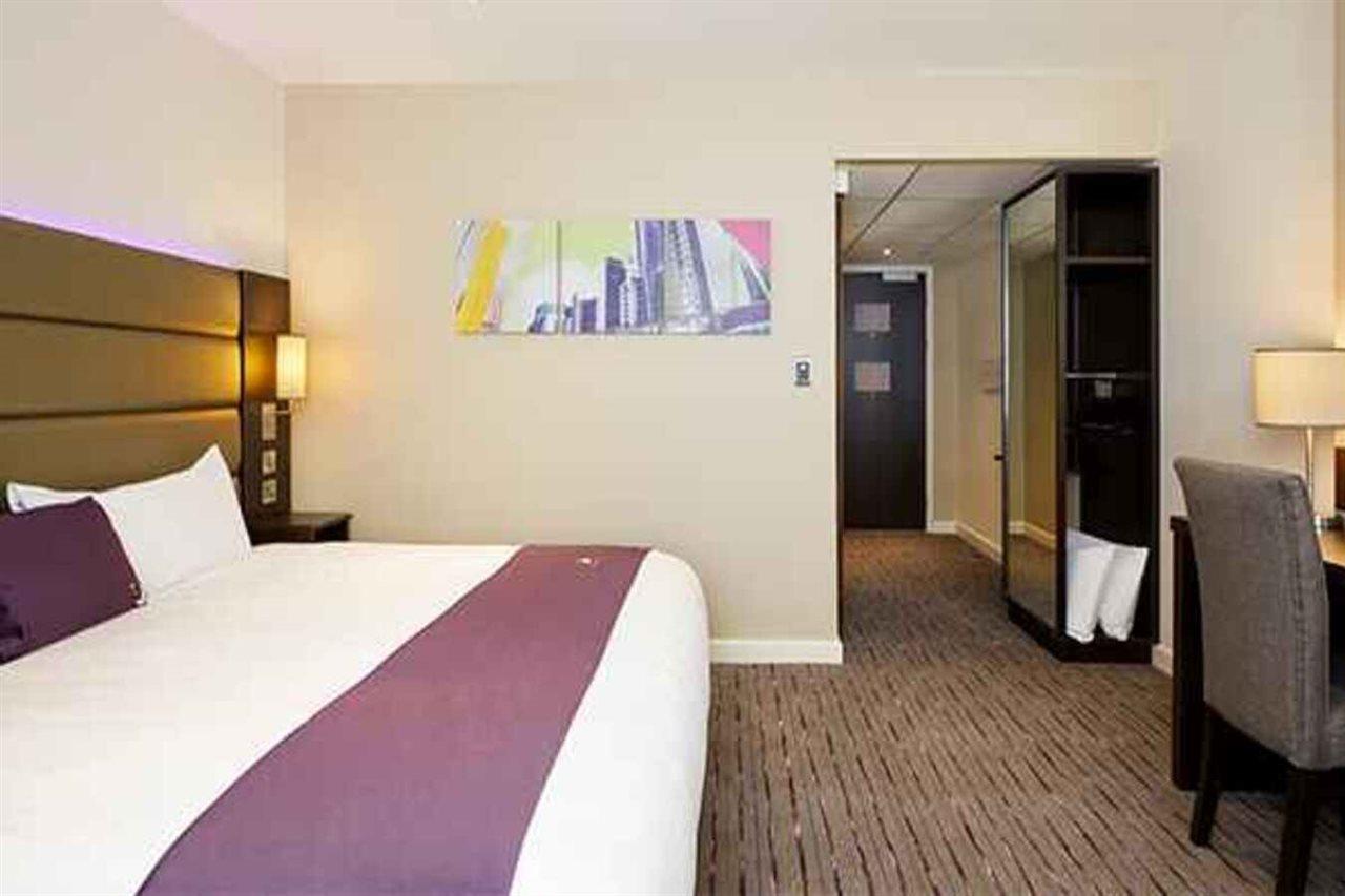 Premier Inn Premier Inn Saffron Walden Zewnętrze zdjęcie